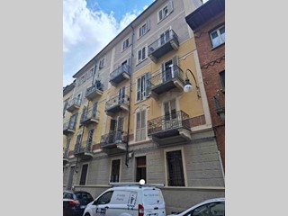 Trilocale in Vendita a Torino, 42'450€, 71 m²