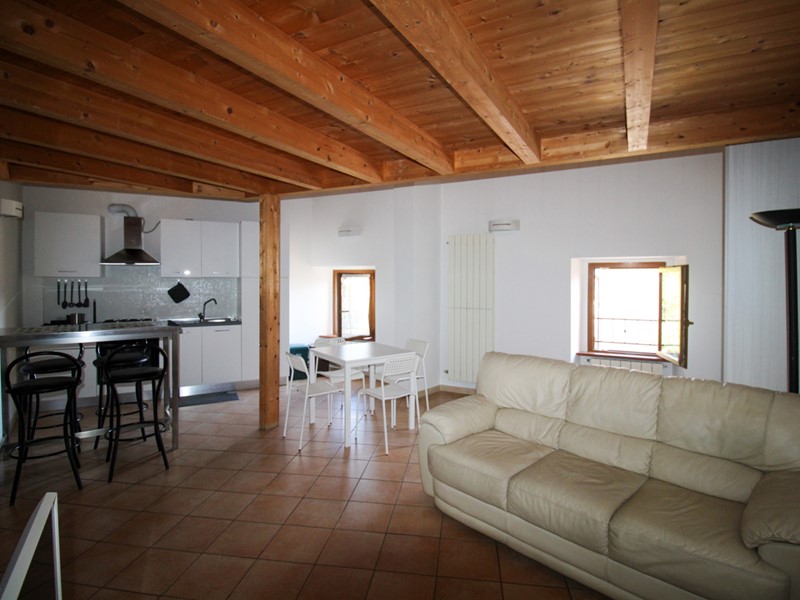 Attico in Vendita a Alta Valle Intelvi, 85'000&euro;, 65 m²