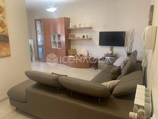 Trilocale in Vendita a Casamassima, zona zona centrale, 147'000€, 95 m²