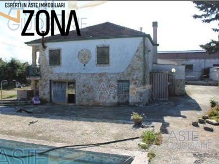 Villa in Vendita a Santeramo in Colle, 72'803€, 168 m²