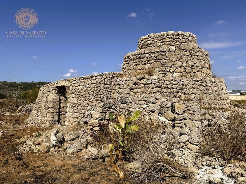 Terreno agricolo in Vendita a Alessano, 120'000€, 9800 m²