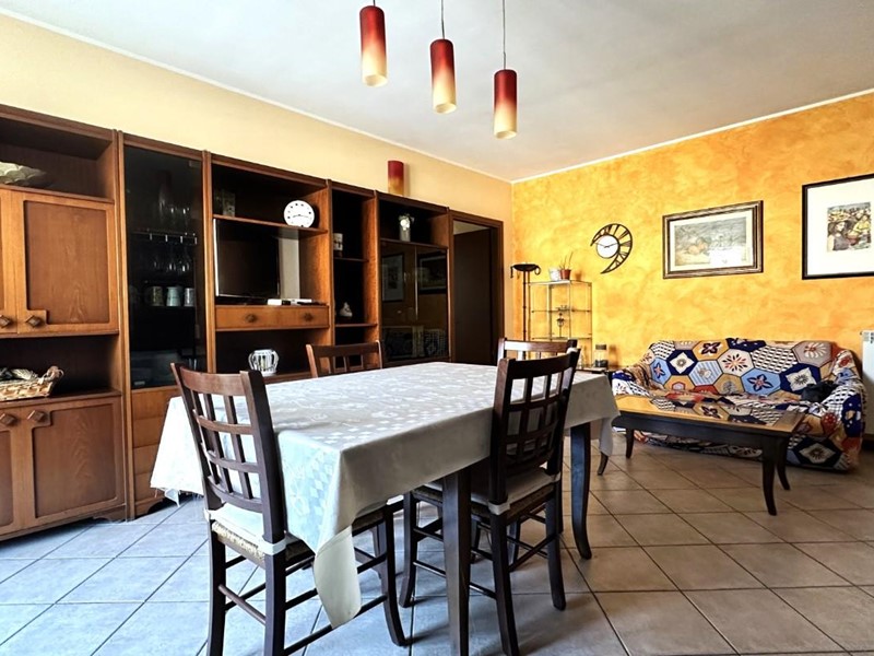 Trilocale in Vendita a Ponsacco, 145'000€, 75 m², con Box