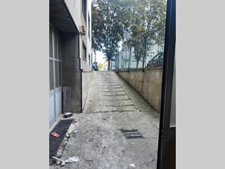 Immobile commerciale in Affitto a Torino, 1'200€, 320 m²