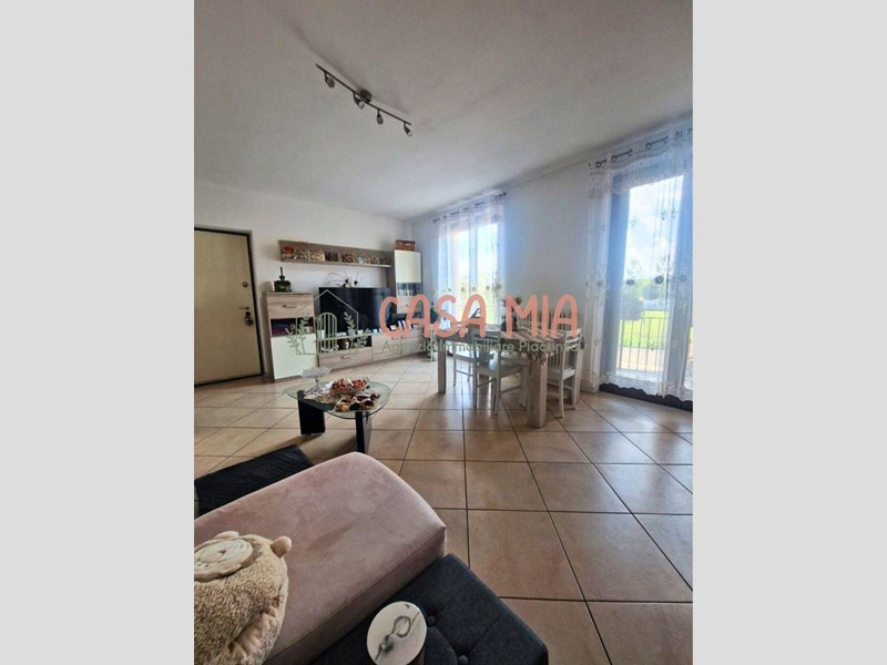 Bilocale in Vendita a Sarmato, 98'000€, 69 m²