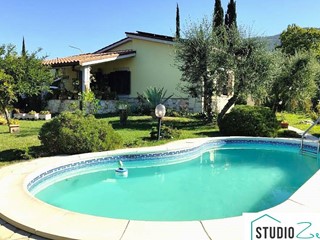 Villa in Vendita a Montecchio, 245'000€, 85 m²