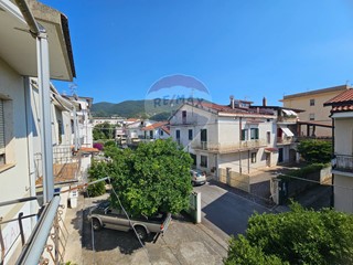 Bilocale in Vendita a Sapri, 125'000€, 71 m²