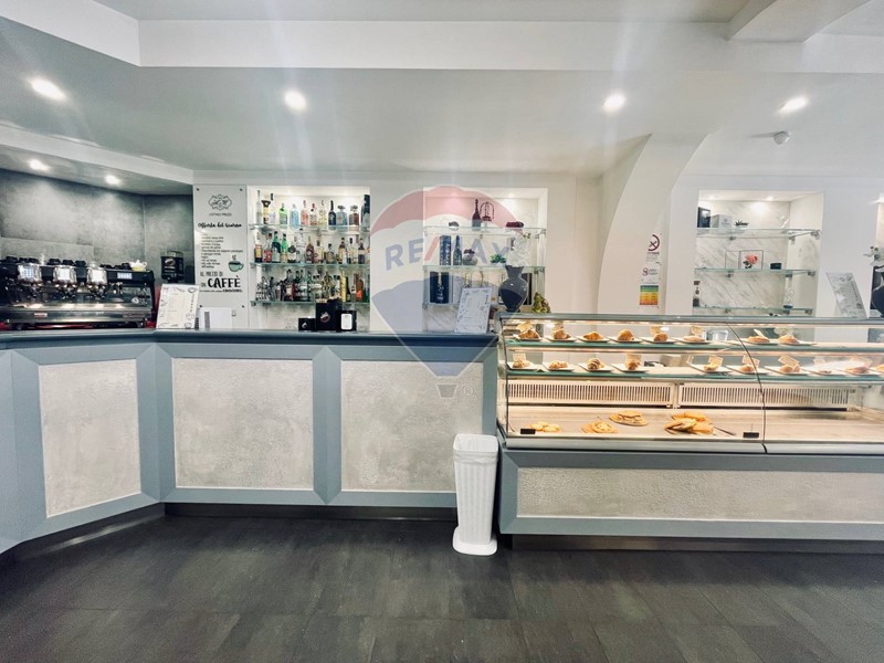 Attività commerciale in Vendita a Poggio a Caiano, 105'000€, 110 m²