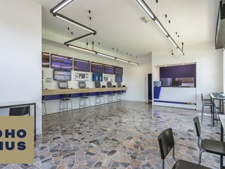 Immobile commerciale in Vendita a Bonate Sotto, 25'000€, 70 m²