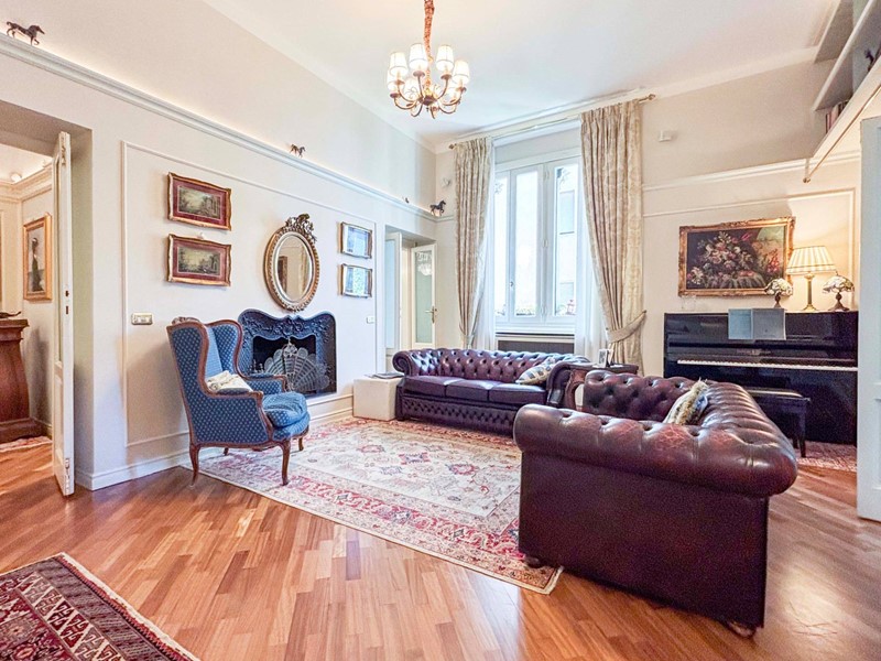 Appartamento in Vendita a Milano, 1'350'000€, 150 m²