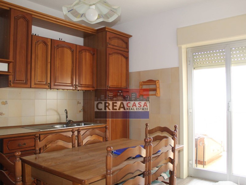 Appartamento in Vendita a Fiumefreddo di Sicilia, 115'000€, 194 m²