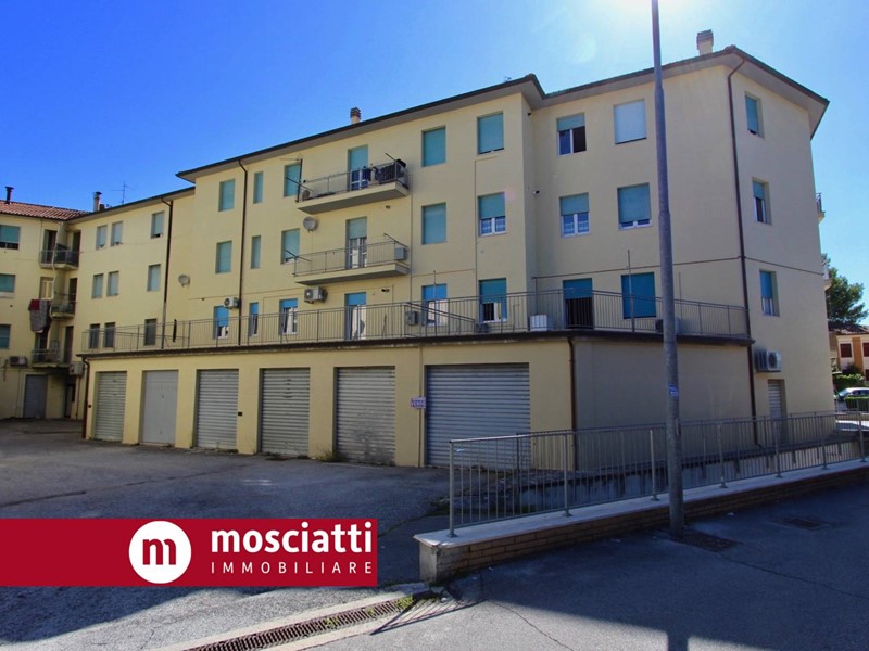 Box in Vendita a Matelica, 9'500&euro;, 14 m²