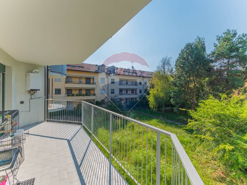 Bilocale in Vendita a Fagnano Olona, 135'000€, 73 m²