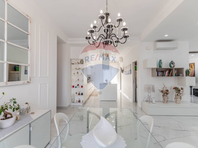 Appartamento in Vendita a Ramacca, 179'000€, 179 m²