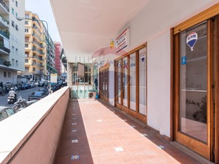 Appartamento in Vendita a Napoli, 780'000€, 220 m²