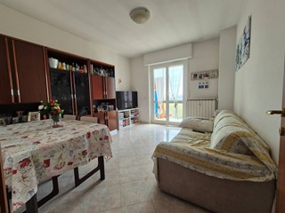 Trilocale in Vendita a Cinisello Balsamo, 170'000€, 75 m²