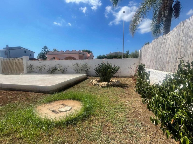 Villa in Vendita a Siracusa, 159'000&euro;, 85 m²