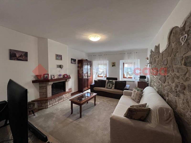 Quadrilocale in Vendita a Civitella in Val di Chiana, 130'000€, 131 m², arredato