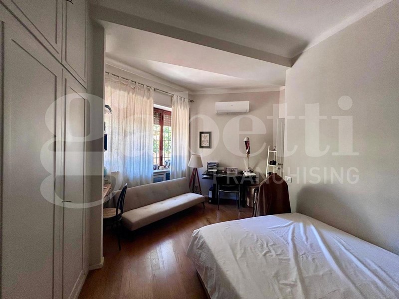 Bilocale in Vendita a Roma, 495'000&euro;, 70 m²
