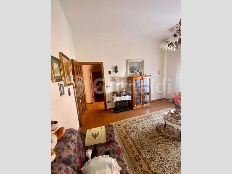 Casa Indipendente in Vendita a Sannicola, 99'000€, 170 m²