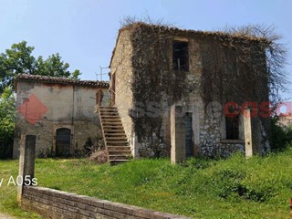 Casale in Vendita a Veroli, 150'000€, 150 m²