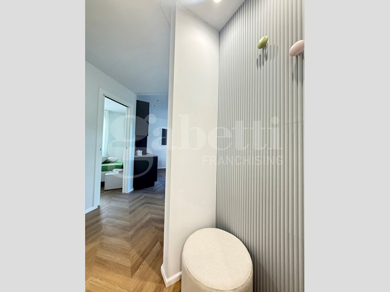 Trilocale in Vendita a Minturno, 245'000€, 61 m², arredato