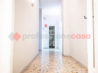 Quadrilocale in Vendita a Portici, 290'000€, 122 m²