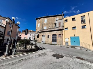 Trilocale in Vendita a Novafeltria, 48'000€, 48 m², arredato