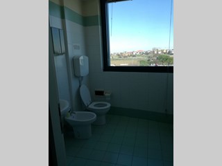 Ufficio in Affitto a Rimini, zona FASCIA STATALE ADRIATICA, 800€, 65 m²