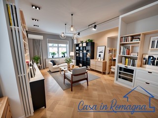 Trilocale in Vendita a Rimini, zona Ospedale, 275'000€, 114 m², arredato, con Box