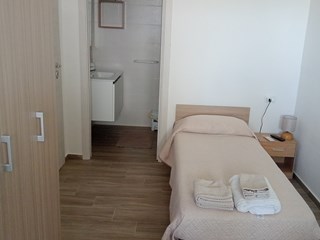 Appartamento in Affitto a Milazzo, zona Ciantro, 350€, arredato, con Box