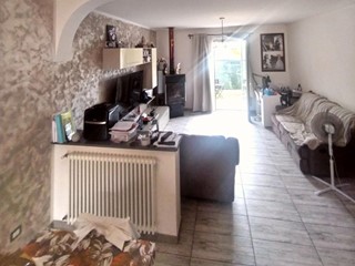 Casa Semi Indipendente in Vendita a Massa, zona Alteta, 299'000&euro;, 120 m², arredato