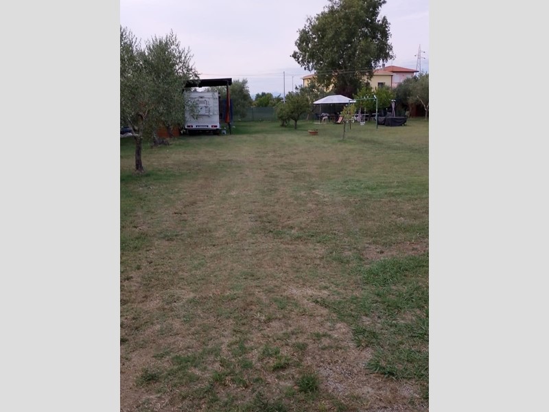 Terreno agricolo in Vendita a Collesalvetti, zona Stagno, 60'000&euro;, 2000 m²