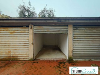 Box in Vendita a Amelia, 5'000€, 11 m²