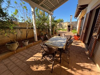 Villa in Vendita a Andrano, 460'000€, 309 m²