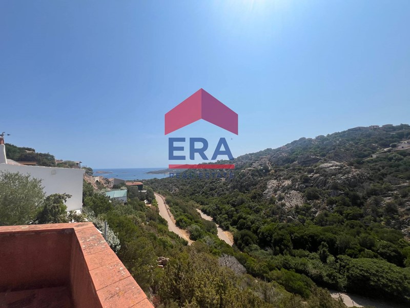 Villa in Vendita a Arzachena, 750'000€, 109 m²