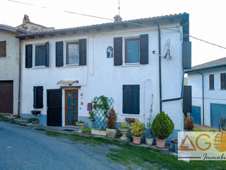Casa Indipendente in Vendita a Avolasca, 78'000€, 90 m²