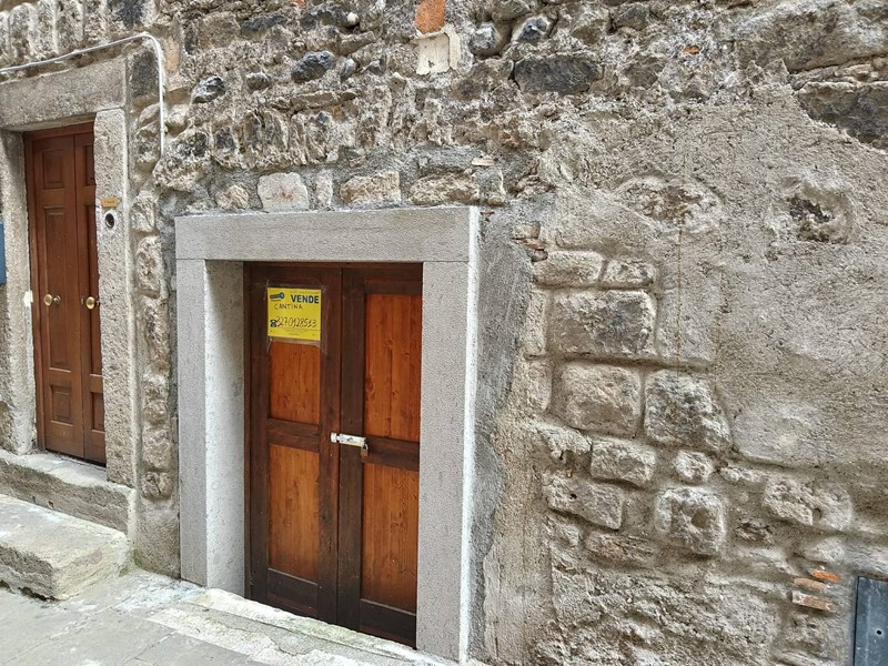 Box in Vendita a Viterbo, 4'000€, 50 m²