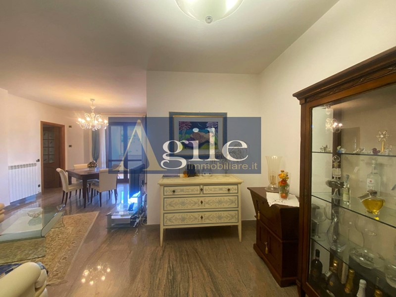 Appartamento in Vendita a San Benedetto del Tronto, 385'000€, 130 m²