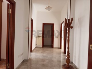 Quadrilocale in Vendita a Piombino, 110'000&euro;, 85 m²