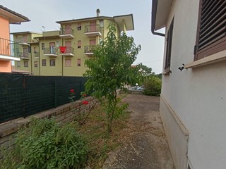 Casa Indipendente in Vendita a Graffignano, 107'000€, 100 m²