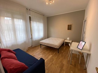 Stanza in Affitto a Castellanza, 400€, 200 m²