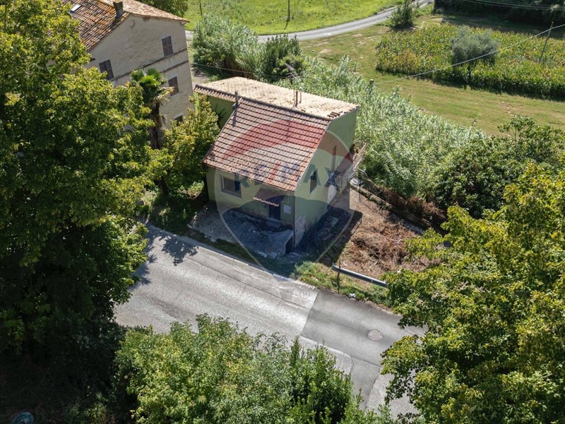 Casa Indipendente in Vendita a Castelplanio, 39'000€, 64 m²