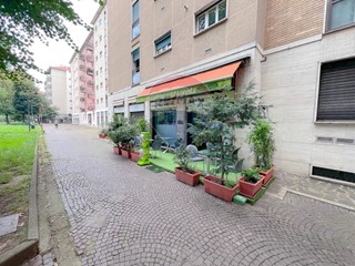 Attività commerciale in Vendita a Milano, 49'000€, 70 m²