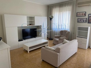 Trilocale in Affitto a Milano, 2'400€, 110 m²