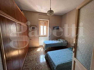 Quadrilocale in Vendita a Canosa di Puglia, 55'000€, 95 m²