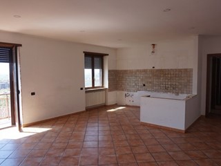 Quadrilocale in Vendita a Roma, 179'000&euro;, 105 m²
