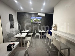 Attività commerciale in Vendita a Messina, 200'000€, 65 m²