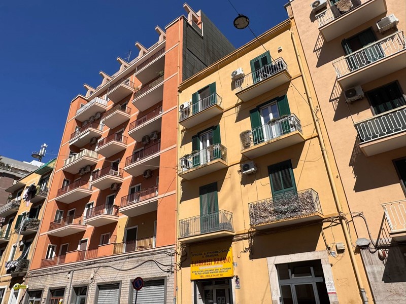 Trilocale in Vendita a Bari, 180'000€, 92 m²