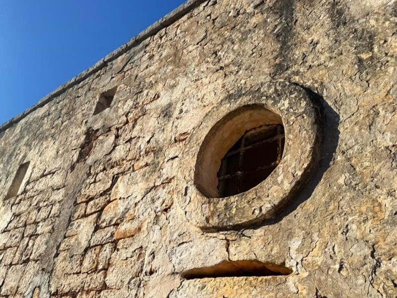 Capannone in Vendita a Polignano a Mare, 70'000€, 71 m²