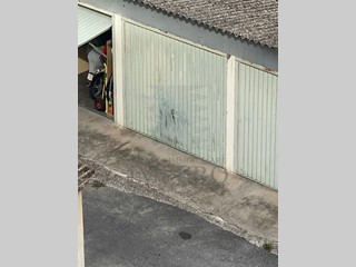 Box in Vendita a Ventimiglia, zona Roverino, 28'000€, 14 m²